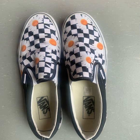 Vans Slip-On Daisy They Love Me They Love Me Not Checkerboard Shoes M 7.5 W9 - Picture 4 of 4